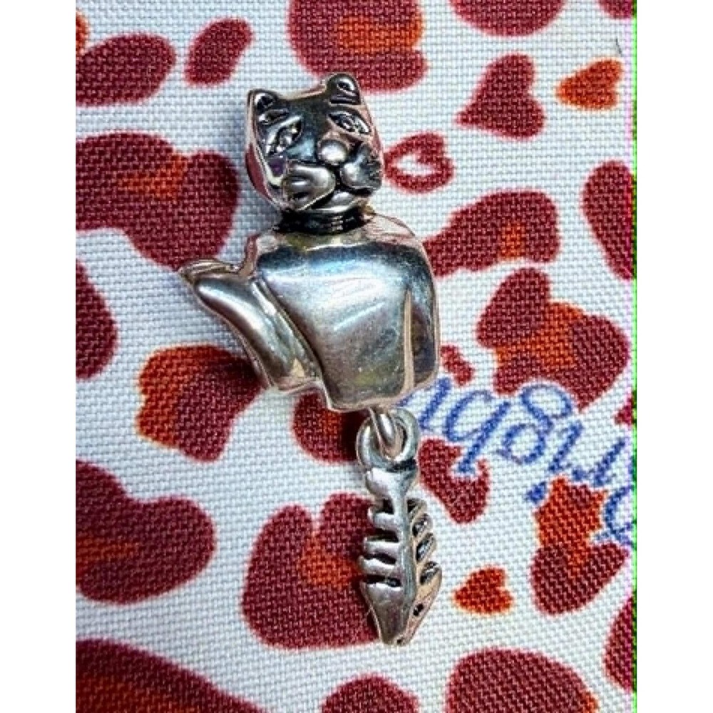 Silver Tone Cat Charm with Dangling Fish Bone Bead for European Bracelet